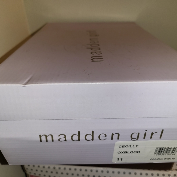 NWB Madden Girl Cecilly Penny Loafer Size 11 - Picture 2 of 6